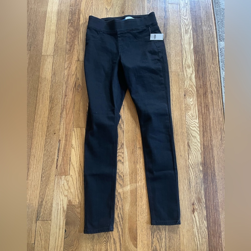 NWT - Women's Black Jeggings